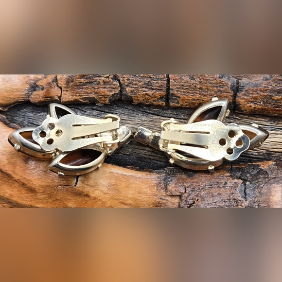 Amber Glass & Aurora Borealis Crystal Earrings Clip-on Pronged Stones Vintage - Picture 4 of 5